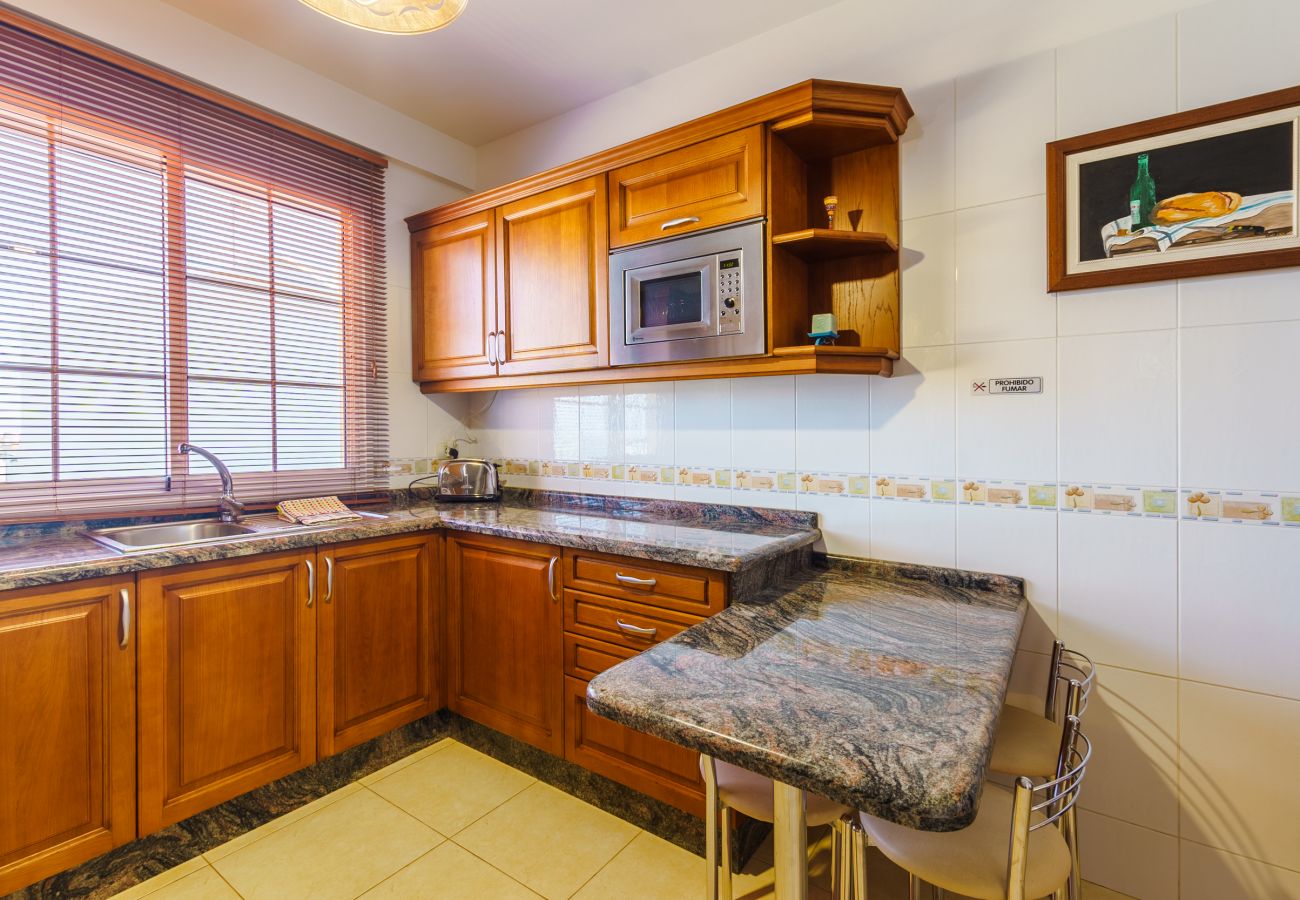 House in Buenavista del Norte - 2BR Home with Parking - Mountain Views Terrace House in Buenavista del Norte - 2BR Home with Parking - Mountain Views Terrace