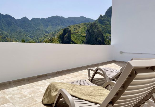 House in Hermigua - Ca' Yaya - Big House w/Terraces + Rooftop & Views House in Hermigua - Ca' Yaya - Big House w/Terraces + Rooftop & Views
