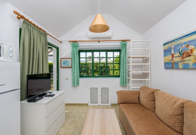 Bungalow/Linked villa in Maspalomas - Private Solarium Garden Bungalow