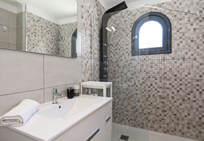 Apartment in Costa Teguise - Casa Ayram - Private terrace - Pool - 10 min walk Apartment in Costa Teguise - Casa Ayram - Private terrace - Pool - 10 min walk