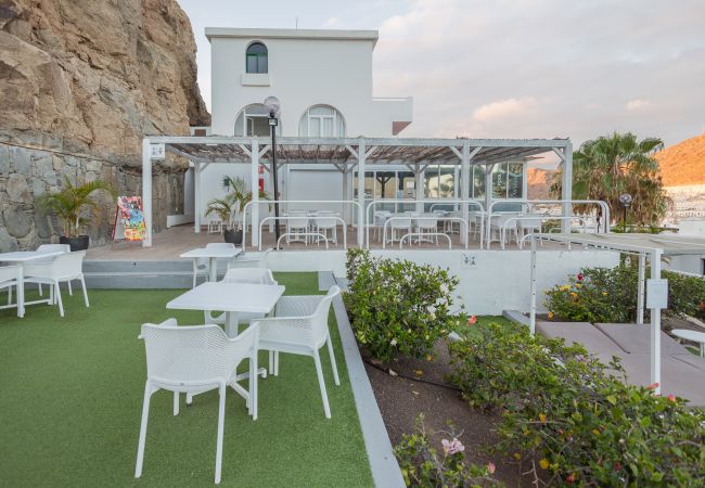 Apartment in Mogán - 2BR Private Terrace House - Solarium & Pool Apartment in Mogán - 2BR Private Terrace House - Solarium & Pool