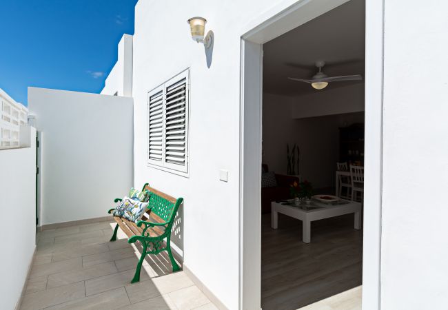 House in Playa Honda - 2BR Terrace Home - 10 min walk to the Beach House in Playa Honda - 2BR Terrace Home - 10 min walk to the Beach