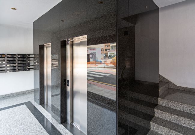 Apartment in Arrecife - Luxury Beach Views 2BR House - Private Parking Apartment in Arrecife - Luxury Beach Views 2BR House - Private Parking