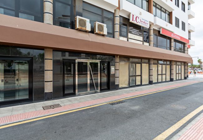 Apartment in Arrecife - Luxury Beach Views 2BR House - Private Parking Apartment in Arrecife - Luxury Beach Views 2BR House - Private Parking