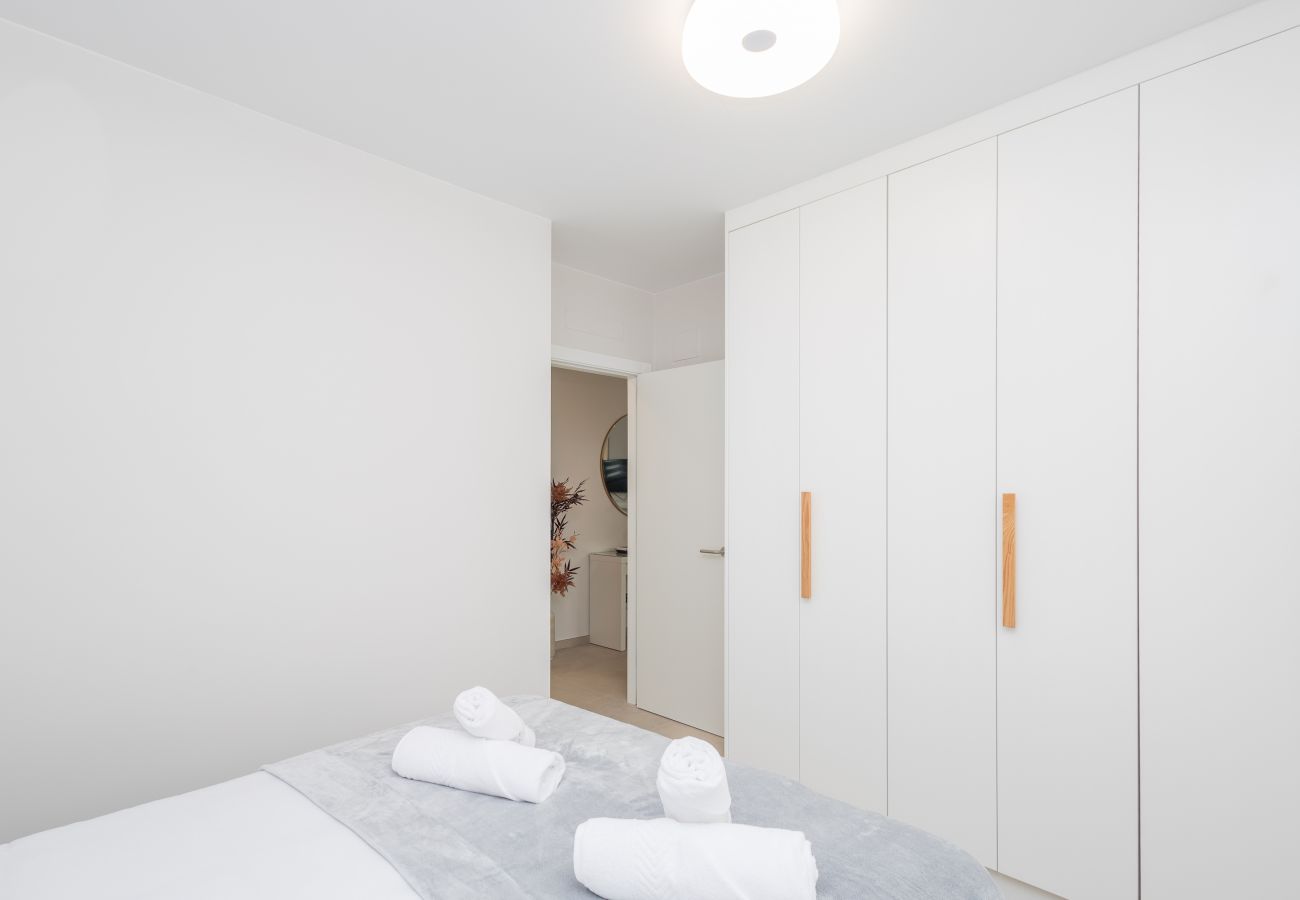 Apartment in Las Palmas de Gran Canaria - 2BR New Pretty Home next to Las Canteras Beach Apartment in Las Palmas de Gran Canaria - 2BR New Pretty Home next to Las Canteras Beach