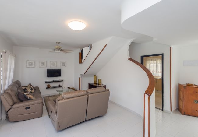 House in Mogán - 3BR House - Parking - Pool - 15 min walk to Beach House in Mogán - 3BR House - Parking - Pool - 15 min walk to Beach