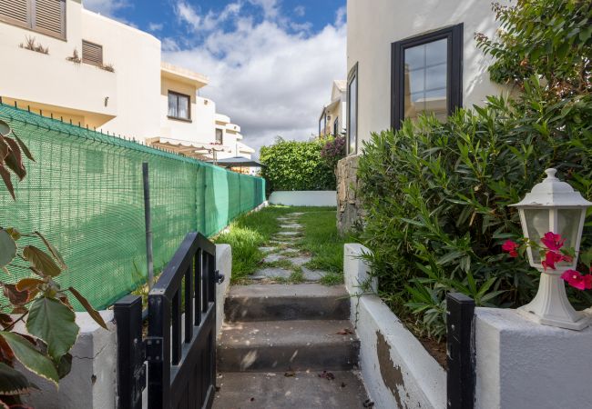 House in Mogán - 3BR House - Parking - Pool - 15 min walk to Beach House in Mogán - 3BR House - Parking - Pool - 15 min walk to Beach