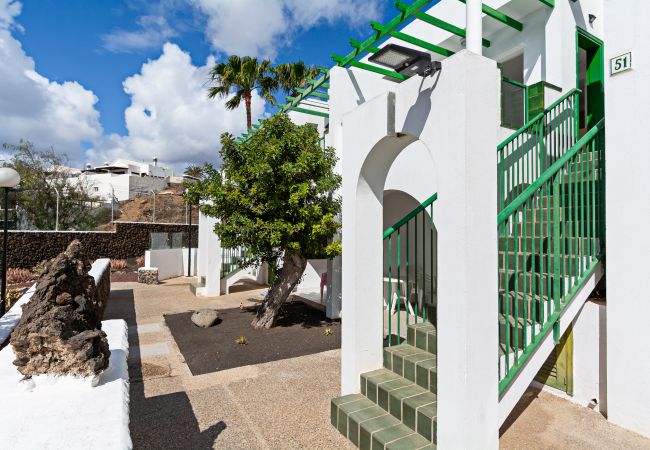 Apartment in Puerto del Carmen - Guasimeta Duplex - Pool & Balcony Apartment in Puerto del Carmen - Guasimeta Duplex - Pool & Balcony
