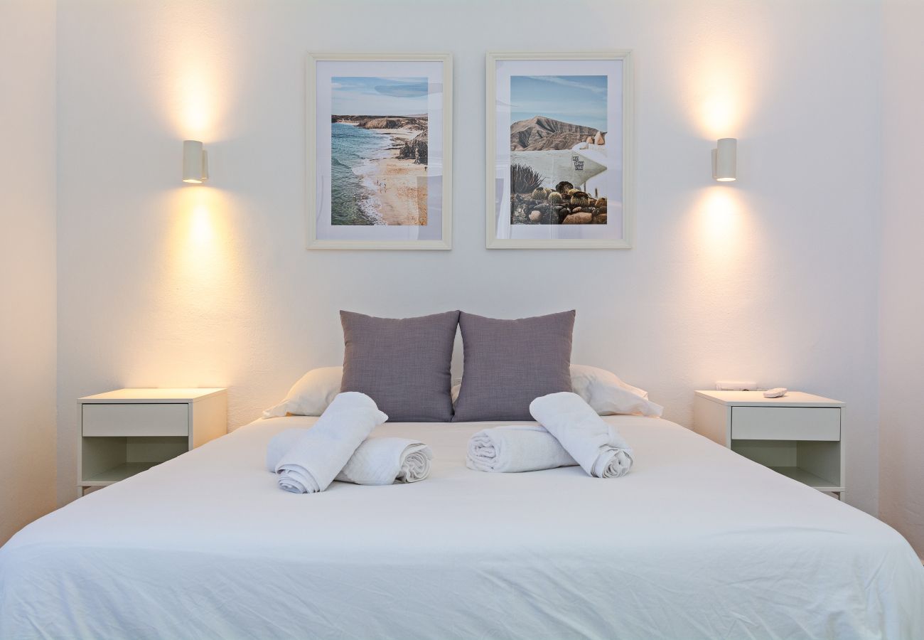 Apartment in Costa Teguise - Palmeras Apt - Pool & Terrace - next to Beach Apartment in Costa Teguise - Palmeras Apt - Pool & Terrace - next to Beach