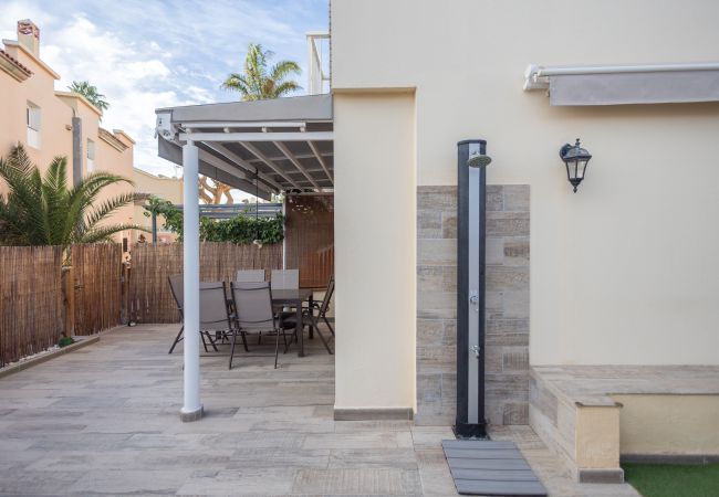 Bungalow in San Bartolomé de Tirajana - Maspalomas Duplex - Private Terrace & Pool Bungalow in San Bartolomé de Tirajana - Maspalomas Duplex - Private Terrace & Pool