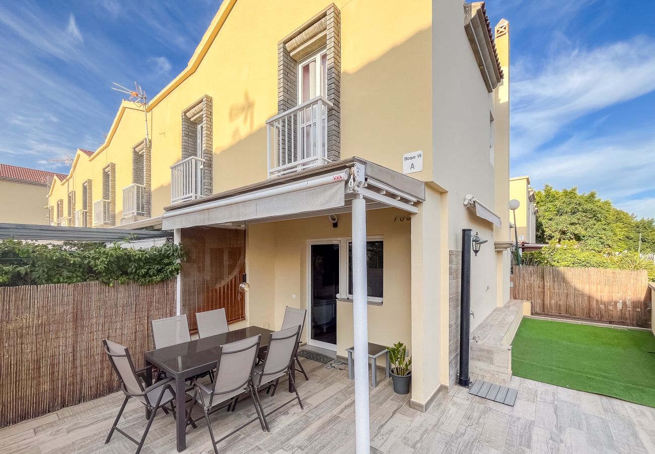 Bungalow in San Bartolomé de Tirajana - Maspalomas Duplex - Private Terrace & Pool