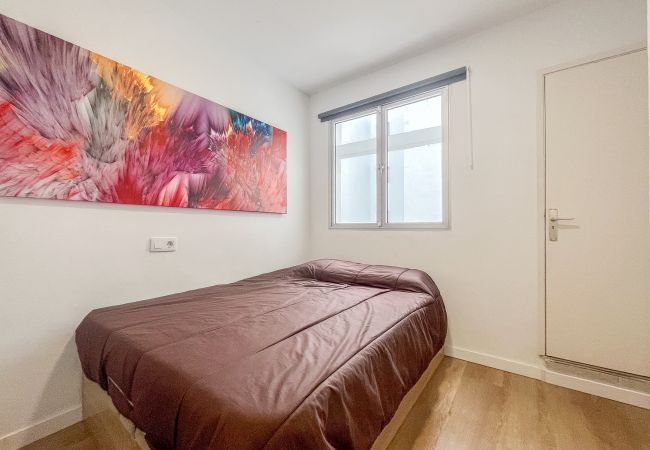 Studio in Las Palmas de Gran Canaria - Cozy Studio Las Canteras - 2 min walk to Beach Studio in Las Palmas de Gran Canaria - Cozy Studio Las Canteras - 2 min walk to Beach