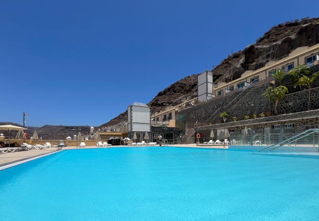 Bungalow in Mogán - 3BR Valley Dreamhouse -Solarium Terrace AirCon & P Bungalow in Mogán - 3BR Valley Dreamhouse -Solarium Terrace AirCon & P