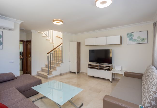 Bungalow in Mogán - 3BR Valley Dreamhouse -Solarium Terrace AirCon & P Bungalow in Mogán - 3BR Valley Dreamhouse -Solarium Terrace AirCon & P