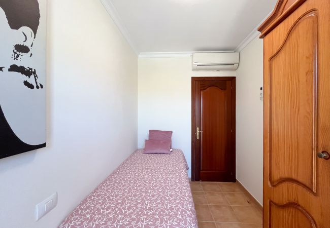 Bungalow in Mogán - 3BR Valley Dreamhouse -Solarium Terrace AirCon & P Bungalow in Mogán - 3BR Valley Dreamhouse -Solarium Terrace AirCon & P