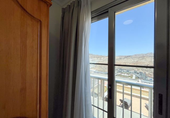 Bungalow in Mogán - 3BR Valley Dreamhouse -Solarium Terrace AirCon & P Bungalow in Mogán - 3BR Valley Dreamhouse -Solarium Terrace AirCon & P