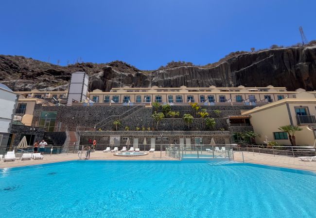 Bungalow in Mogán - 3BR Valley Dreamhouse -Solarium Terrace AirCon & P Bungalow in Mogán - 3BR Valley Dreamhouse -Solarium Terrace AirCon & P