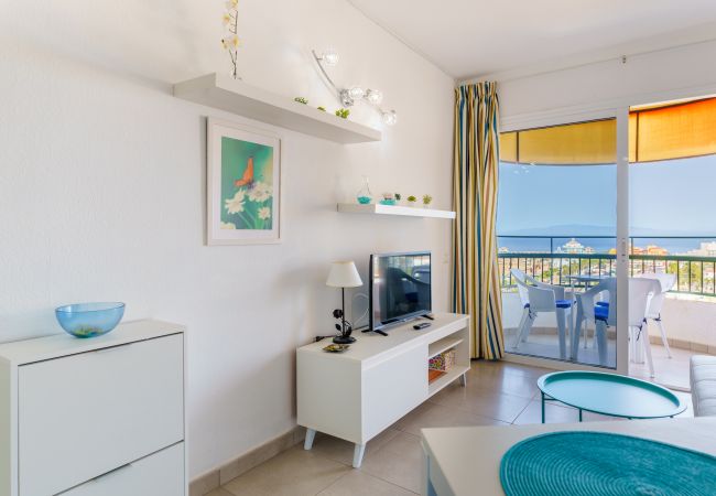 Apartment in Arona - Suntower Arona - Seaviews & Pool - next to beach Apartment in Arona - Suntower Arona - Seaviews & Pool - next to beach