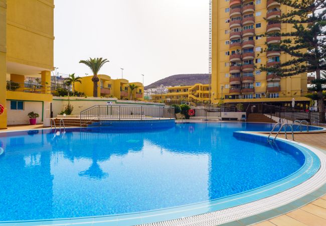 Apartment in Arona - Suntower Arona - Seaviews & Pool - next to beach Apartment in Arona - Suntower Arona - Seaviews & Pool - next to beach