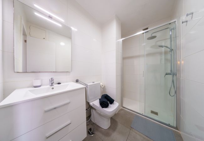 Apartment in Arona - Suntower Arona - Seaviews & Pool - next to beach Apartment in Arona - Suntower Arona - Seaviews & Pool - next to beach