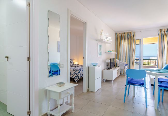 Apartment in Arona - Suntower Arona - Seaviews & Pool - next to beach Apartment in Arona - Suntower Arona - Seaviews & Pool - next to beach