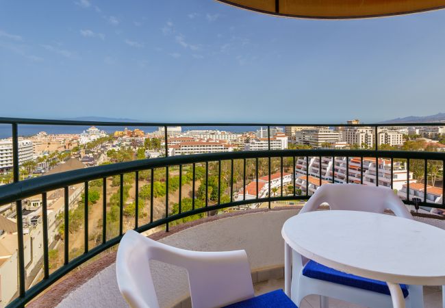Apartment in Arona - Suntower Arona - Seaviews & Pool - next to beach Apartment in Arona - Suntower Arona - Seaviews & Pool - next to beach