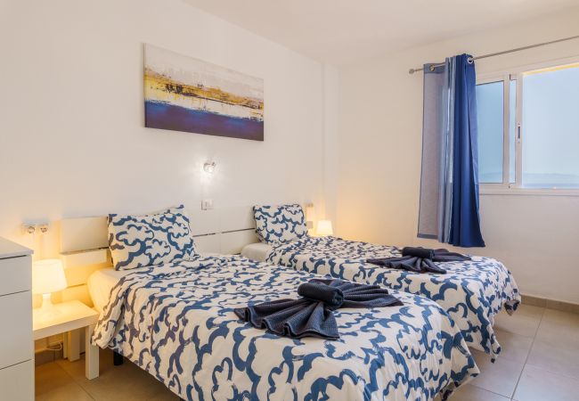 Apartment in Arona - Suntower Arona - Seaviews & Pool - next to beach Apartment in Arona - Suntower Arona - Seaviews & Pool - next to beach