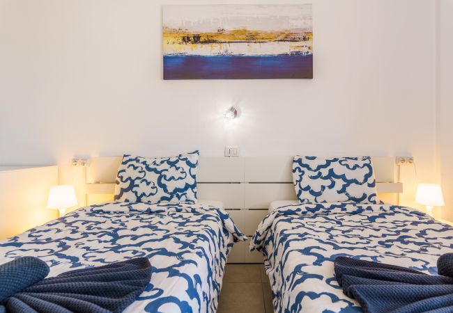 Apartment in Arona - Suntower Arona - Seaviews & Pool - next to beach Apartment in Arona - Suntower Arona - Seaviews & Pool - next to beach