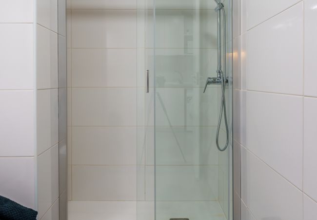 Apartment in Arona - Suntower Arona - Seaviews & Pool - next to beach Apartment in Arona - Suntower Arona - Seaviews & Pool - next to beach