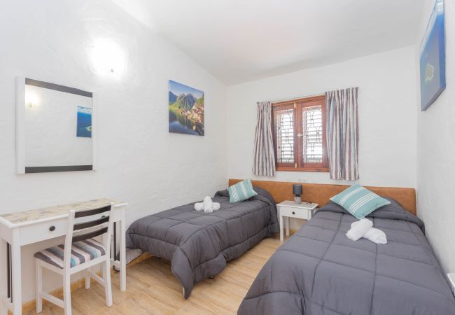 Apartment in San Bartolomé de Tirajana - Bungalow Playa del Inglés-Terrace & Pool Apartment in San Bartolomé de Tirajana - Bungalow Playa del Inglés-Terrace & Pool