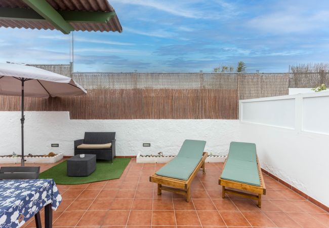 Apartment in San Bartolomé de Tirajana - Bungalow Playa del Inglés-Terrace & Pool Apartment in San Bartolomé de Tirajana - Bungalow Playa del Inglés-Terrace & Pool