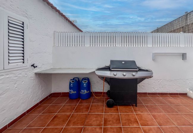 Apartment in San Bartolomé de Tirajana - Bungalow Playa del Inglés-Terrace & Pool Apartment in San Bartolomé de Tirajana - Bungalow Playa del Inglés-Terrace & Pool