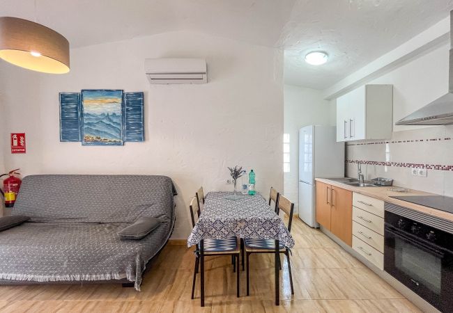 Apartment in San Bartolomé de Tirajana - Bungalow Playa del Inglés-Terrace & Pool Apartment in San Bartolomé de Tirajana - Bungalow Playa del Inglés-Terrace & Pool