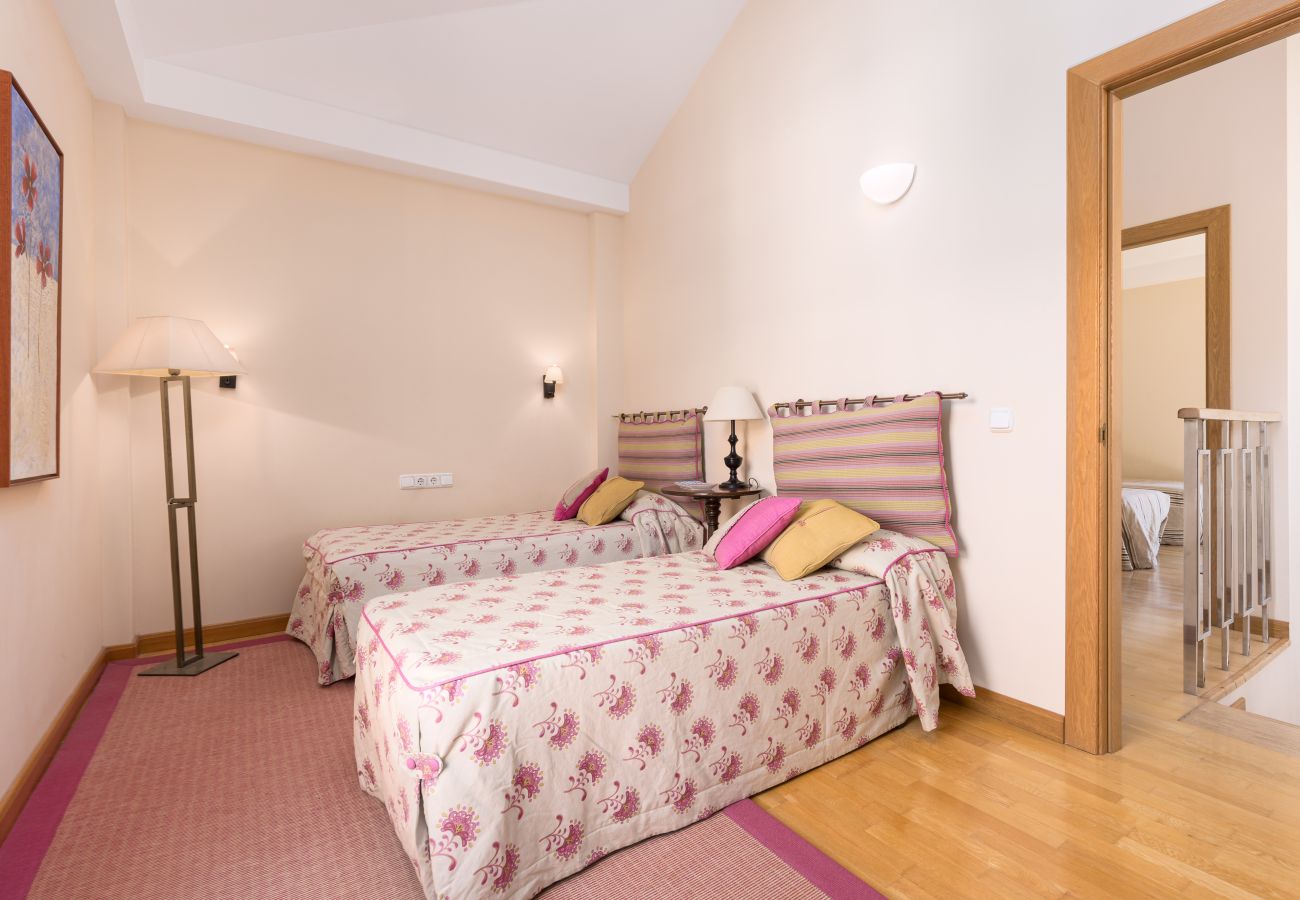 Chalet in Pájara - 3BR Jandía House - Private Pool, Seaviews & Golf Chalet in Pájara - 3BR Jandía House - Private Pool, Seaviews & Golf