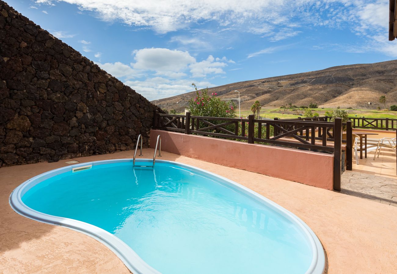Chalet in Pájara - 3BR Jandía House - Private Pool, Seaviews & Golf Chalet in Pájara - 3BR Jandía House - Private Pool, Seaviews & Golf