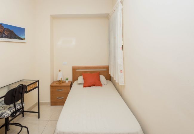 Apartment in Las Palmas de Gran Canaria - 2BR Deluxe Shine Flat - 1min Las Canteras Apartment in Las Palmas de Gran Canaria - 2BR Deluxe Shine Flat - 1min Las Canteras