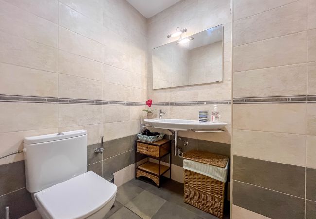 Apartment in Las Palmas de Gran Canaria - 2BR Deluxe Shine Flat - 1min Las Canteras Apartment in Las Palmas de Gran Canaria - 2BR Deluxe Shine Flat - 1min Las Canteras