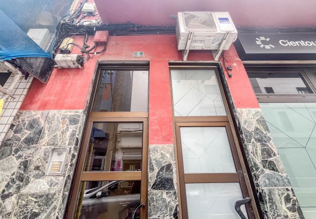 Apartment in Las Palmas de Gran Canaria - 2BR Deluxe Shine Flat - 1min Las Canteras Apartment in Las Palmas de Gran Canaria - 2BR Deluxe Shine Flat - 1min Las Canteras