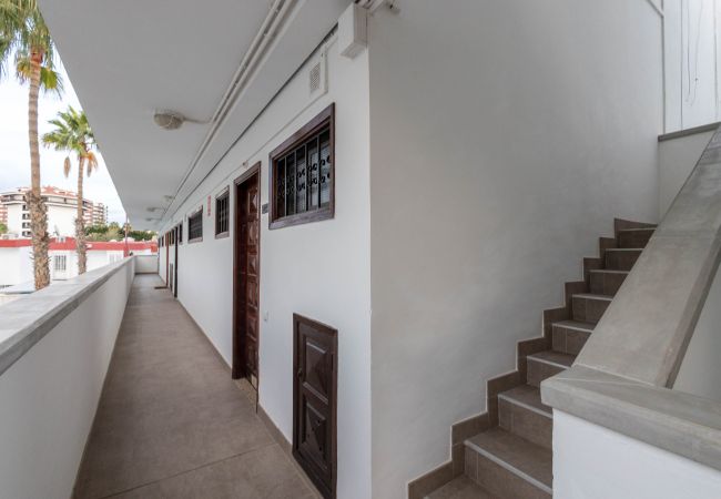 Apartment in San Bartolomé de Tirajana - Home w/ Terrace in Playa del Inglés-Pool & Beach Apartment in San Bartolomé de Tirajana - Home w/ Terrace in Playa del Inglés-Pool & Beach