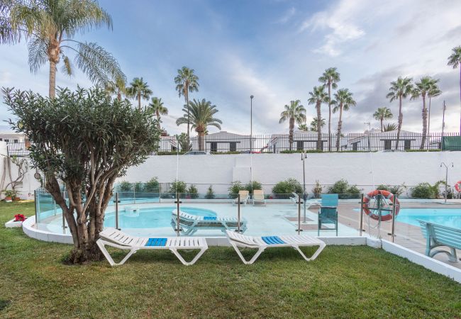 Apartment in San Bartolomé de Tirajana - Home w/ Terrace in Playa del Inglés-Pool & Beach Apartment in San Bartolomé de Tirajana - Home w/ Terrace in Playa del Inglés-Pool & Beach