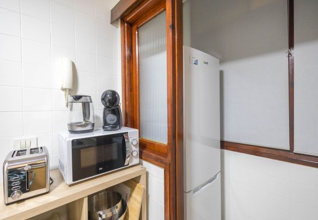 Apartment in Las Palmas de Gran Canaria - Cozy Mesa Y López Home& Courtyard 5' Las Canteras Apartment in Las Palmas de Gran Canaria - Cozy Mesa Y López Home& Courtyard 5' Las Canteras
