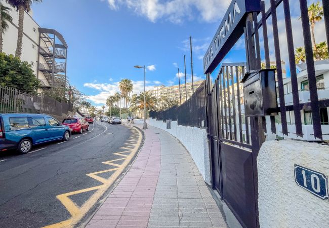 Apartment in Playa del Ingles - Bright Tirma Home - Relax & Chill Terrace Apartment in Playa del Ingles - Bright Tirma Home - Relax & Chill Terrace