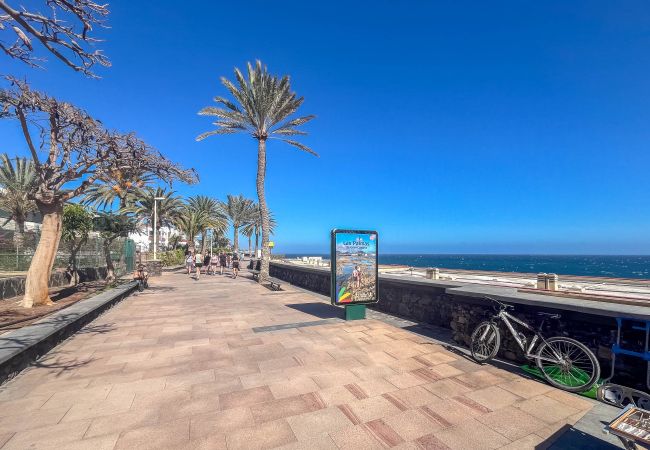 Apartment in Playa del Ingles - Las Arenas Cosy Flat - Balcony & AC Apartment in Playa del Ingles - Las Arenas Cosy Flat - Balcony & AC