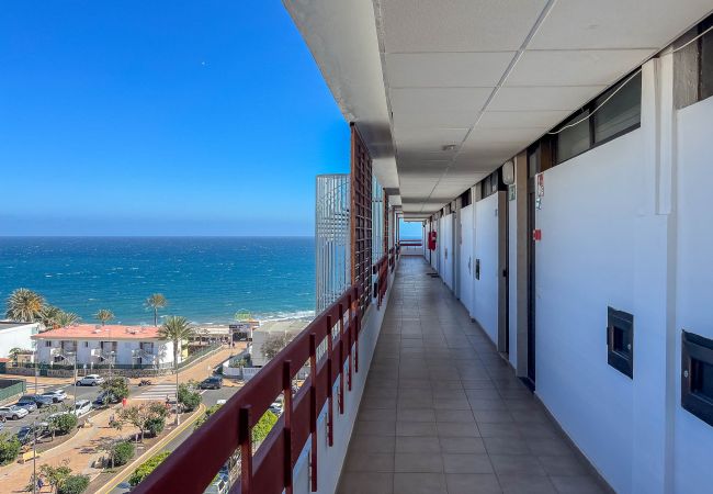 Apartment in Playa del Ingles - Las Arenas Cosy Flat - Balcony & AC Apartment in Playa del Ingles - Las Arenas Cosy Flat - Balcony & AC