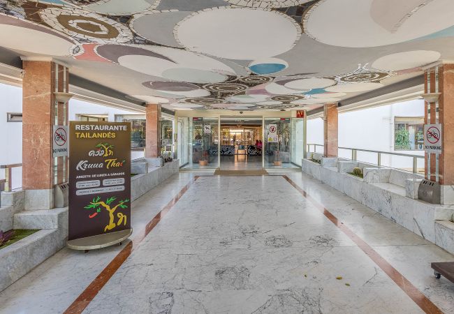 Apartment in Playa del Ingles - Las Arenas Cosy Flat - Balcony & AC Apartment in Playa del Ingles - Las Arenas Cosy Flat - Balcony & AC