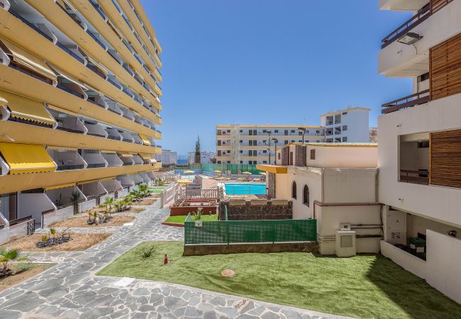 Apartment in Playa del Ingles - Las Arenas Cosy Flat - Balcony & AC Apartment in Playa del Ingles - Las Arenas Cosy Flat - Balcony & AC