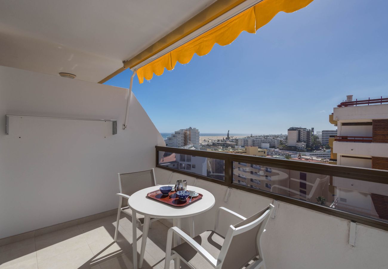 Apartment in Playa del Ingles - Las Arenas Cosy Flat - Balcony & AC