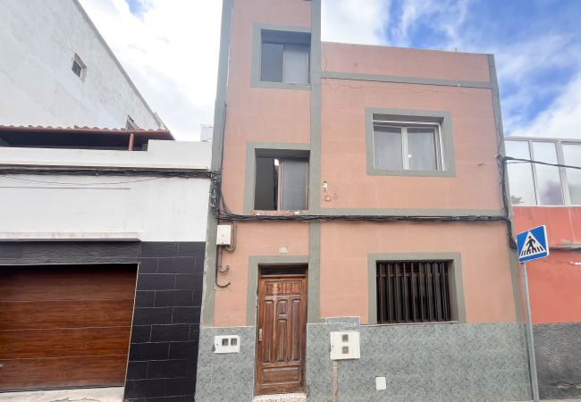Apartment in Las Palmas de Gran Canaria - 2BR Sweet Flat Renovated Apartment in Las Palmas de Gran Canaria - 2BR Sweet Flat Renovated