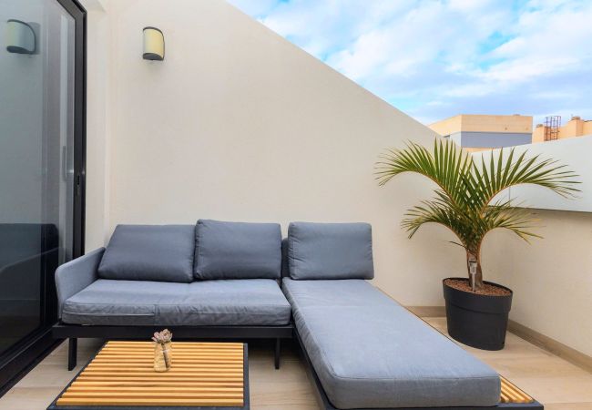 Apartment in Las Palmas de Gran Canaria - 3BR Portview Luxury Penthouse & Terrace Apartment in Las Palmas de Gran Canaria - 3BR Portview Luxury Penthouse & Terrace