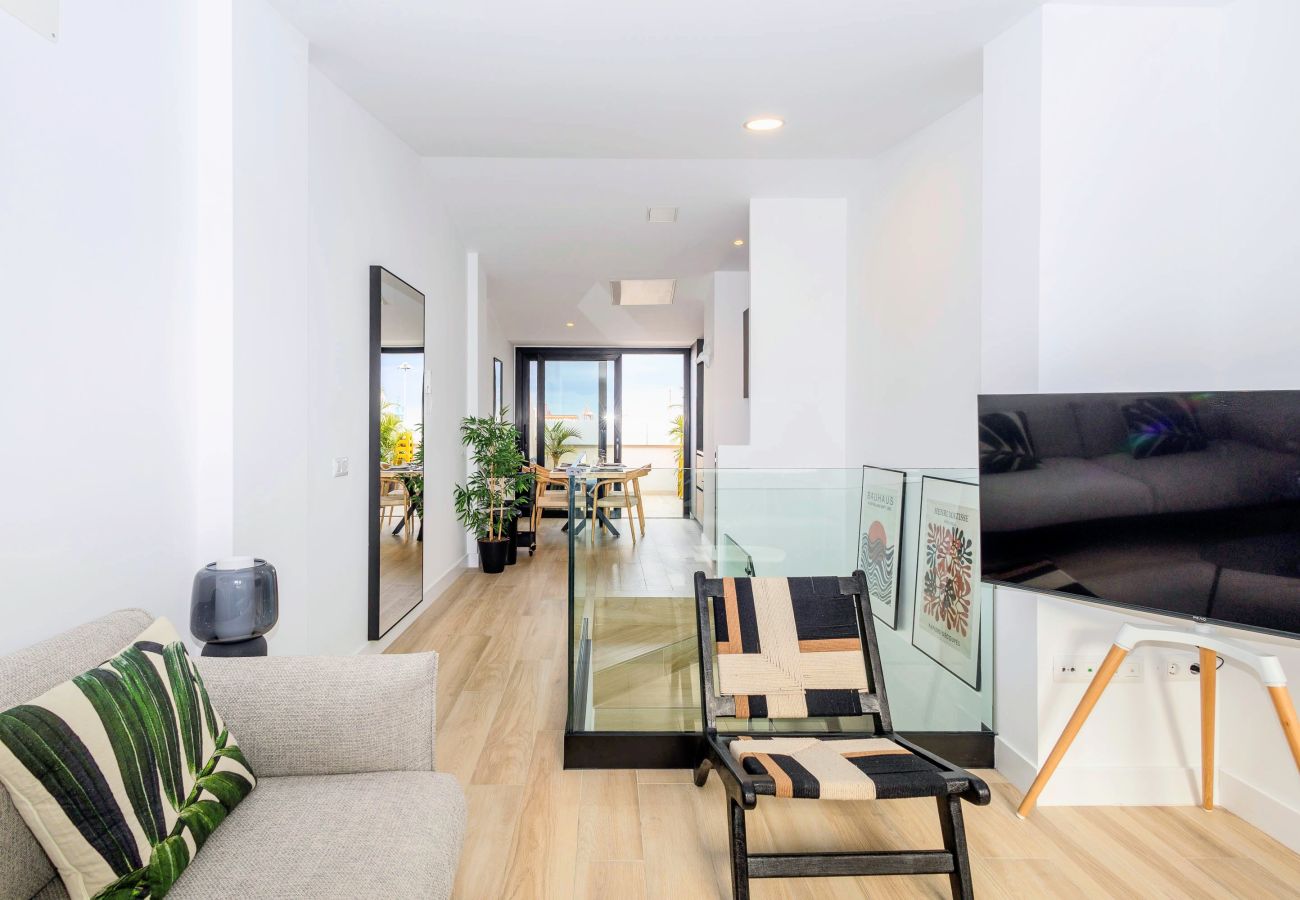 Apartment in Las Palmas de Gran Canaria - 3BR Portview Luxury Penthouse & Terrace Apartment in Las Palmas de Gran Canaria - 3BR Portview Luxury Penthouse & Terrace